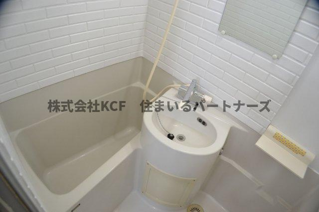 ドゥエル小川の浴室|お風呂です