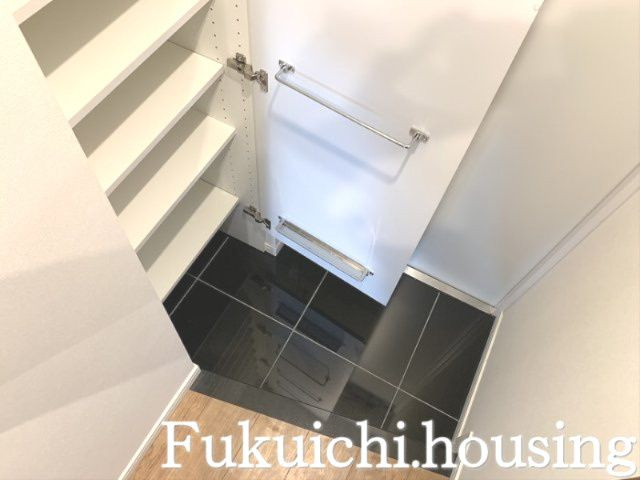 アジールコート桜上水の玄関
