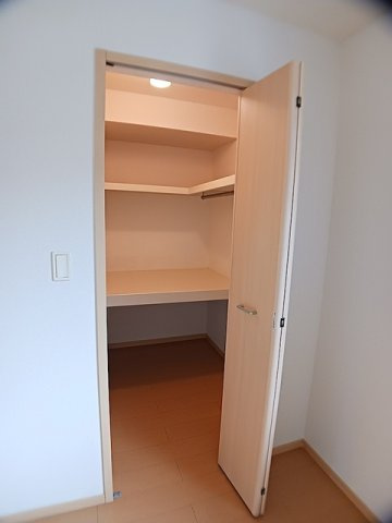 イリス　Ｂの収納