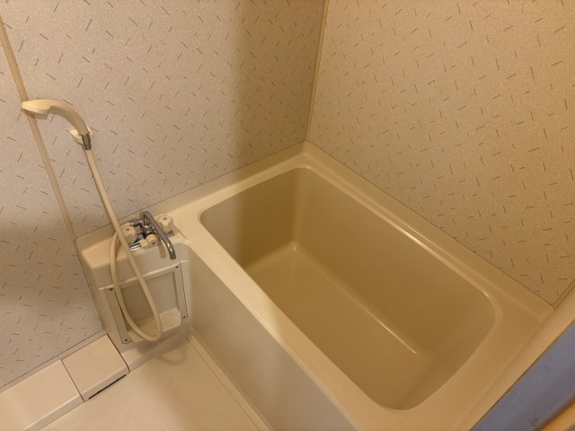 ラフォーレ田中の浴室|コンパクトで使いやすいお風呂です