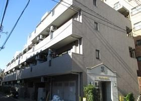 カテリーナ市ヶ谷の外観