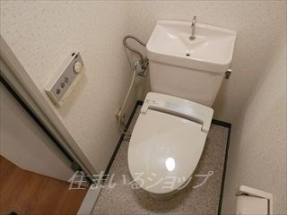 ケンゾービルのトイレ|温水洗浄便座