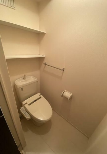 ルーチェのトイレ|ゆったりとした空間のトイレです（参考写真です）