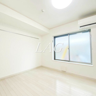 【居間・リビング】 | エトワール小村井 | 洋室のお部屋です。