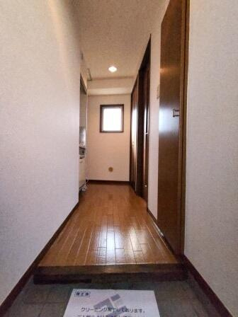 プラザ聖蹟の玄関
