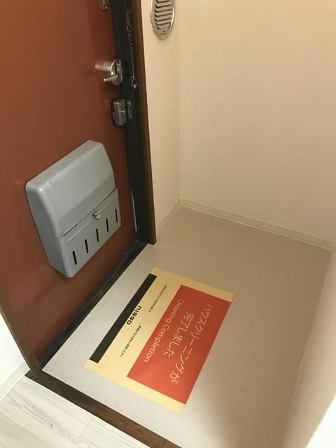 さいとうマンションの玄関
