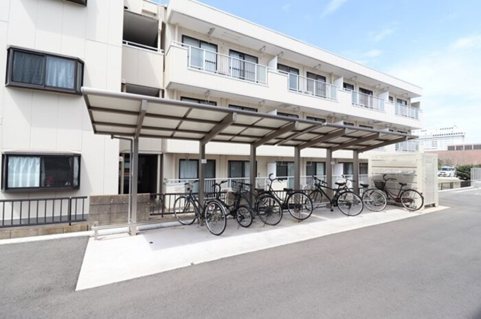 コートドゥエの外観|駐輪場