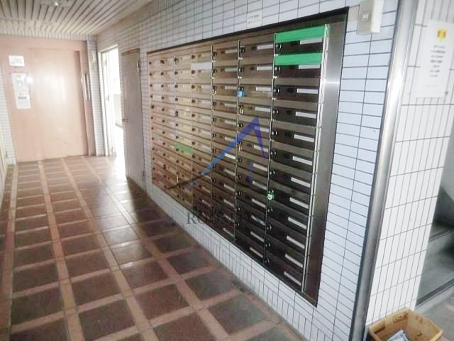 エレガンス綾瀬４のその他共用部分|集合ポストです。