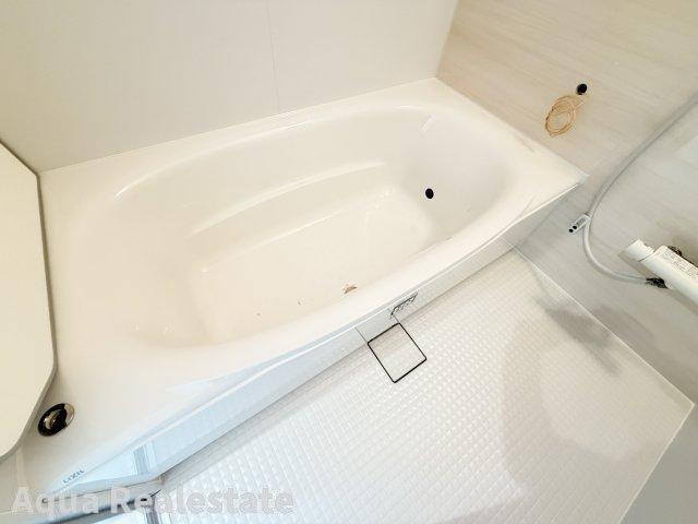 オール電化デザイナーズハウス丈六建売④の浴室|お風呂で日々の疲れを落としましょう　※同仕様の施工事例です