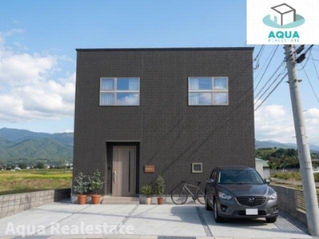 オール電化デザイナーズハウス丈六建売④の外観パース|現在建築中　2027年1月完成予定☆