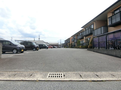 【駐車場】 | グランディールⅡE棟