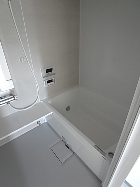 芦屋市東山町の賃貸マンションの浴室