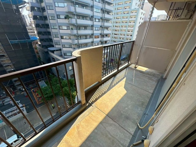 神戸市中央区相生町５丁目の賃貸マンションのバルコニー