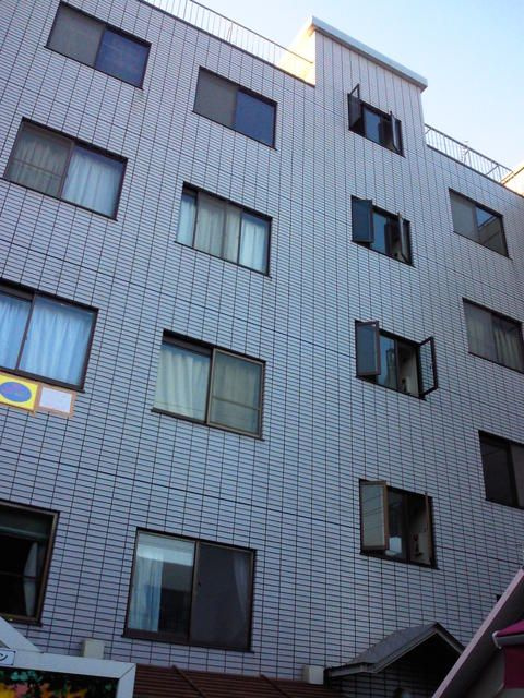 第一大久保マンションの外観