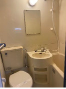 杉並区成田東５丁目の賃貸マンションの浴室|コンパクトで使いやすいお風呂です