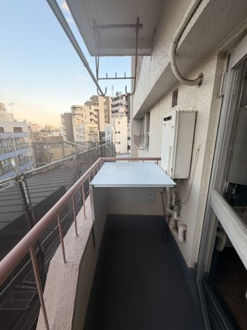 【バルコニー】