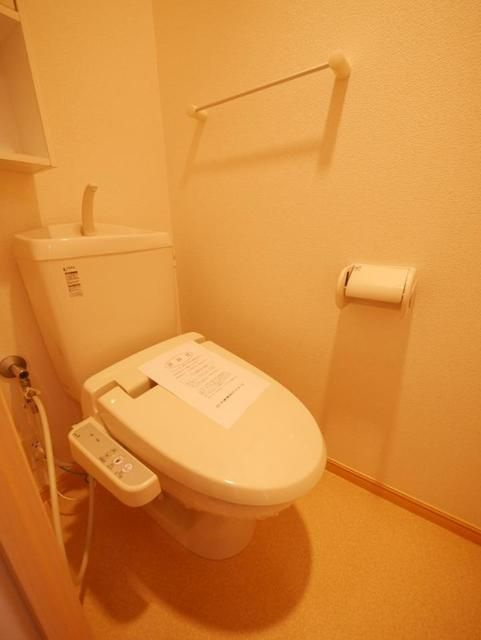 アルカディア世田谷のトイレ|ゆったりとした空間のトイレです