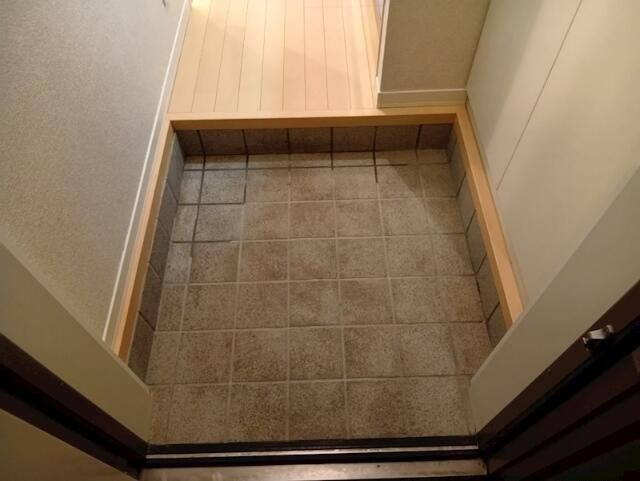 【玄関】 | ジュネ三軒茶屋