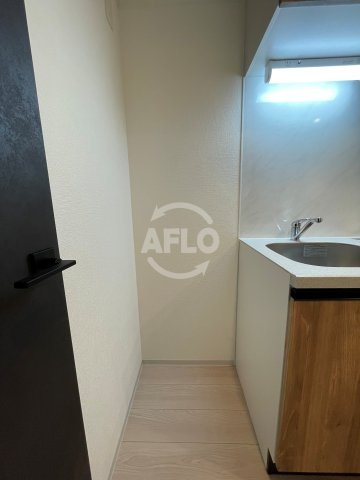 レジュールアッシュ谷町六丁目フェリシアの設備|ファーストフィオーレ谷町六丁目フェリシア　冷蔵庫置き場