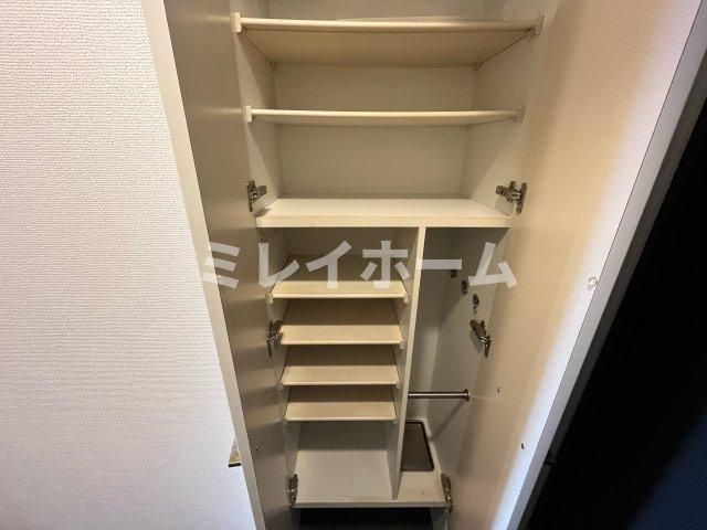 グランドコンシェルジュ蒲田の玄関