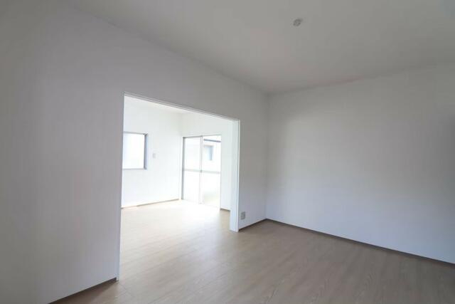 宇都宮市北若松原2丁目　3ＬＤＫ　中古住宅の洋室