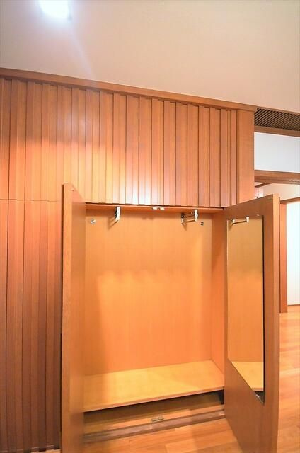 田園調布２丁目Ｋ邸の収納|大きなスペースがあり、収納には困りません