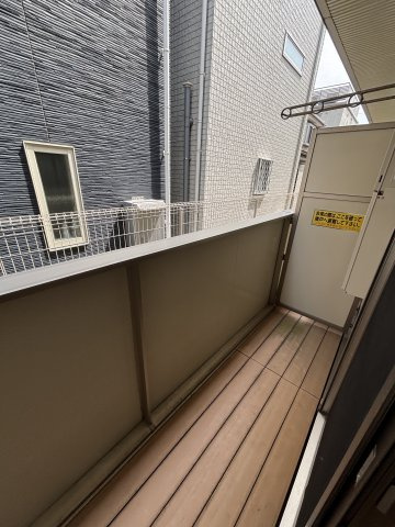 【バルコニー】