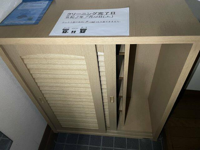 指月ハイム１の玄関