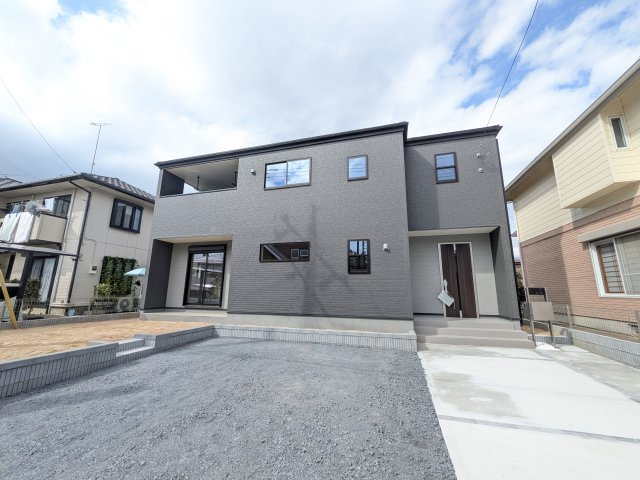 笠間市鯉淵　第11　新築戸建ての外観|【月々5万円台〜】
写真だけでは伝わらない快適さを、ぜひ現地で体感しませんか？
即日見学可能です！平日のご案内も可能です♪
お気軽にお問合せください！