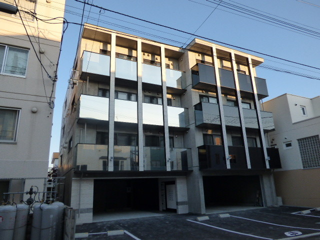 ＫＣＵ参番館