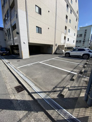 【駐車場】 | パラッツォ・デルマーレ