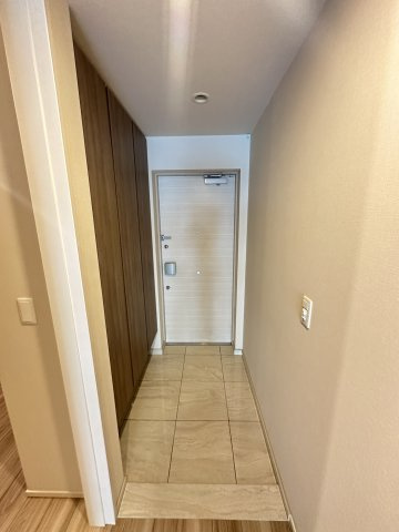 ブランズ北堀江の玄関