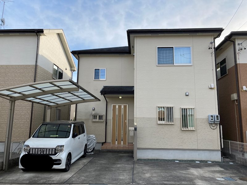 安新町杉江貸家の外観