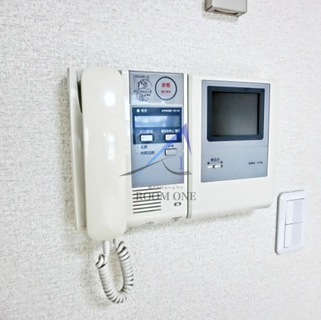 ガーラ東日本橋のセキュリティ|モニター付きインターホンです。