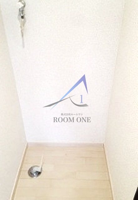 サンアーバン町屋の設備|洗濯機置き場です。