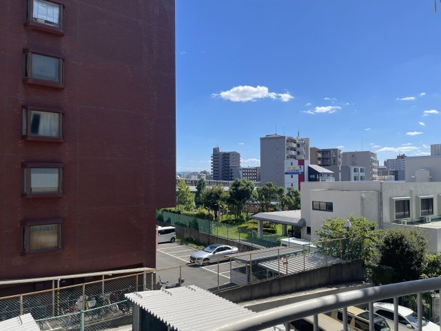 コープ野村江坂台