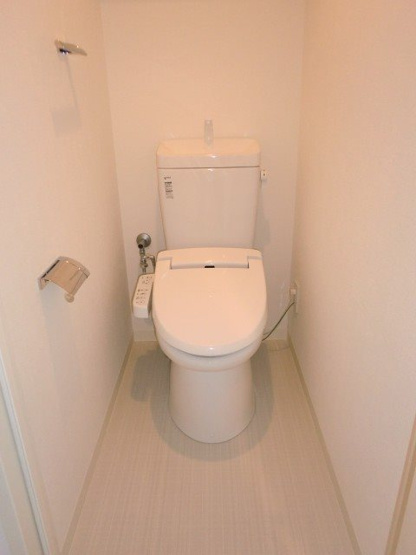 【トイレ】 | 新品家具付きマンション西池袋7A(KaGood東京)