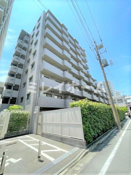ルーブル大鳥居伍番館の外観