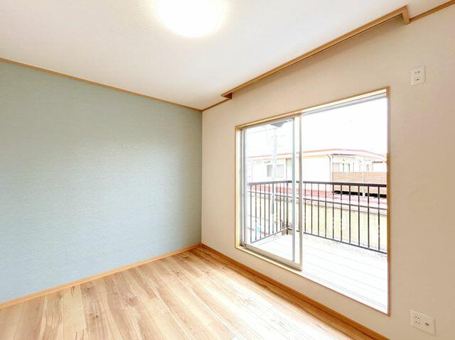 宇都宮市不動前３丁目　4LDK　中古住宅の洋室
