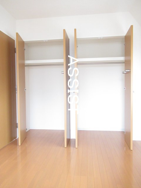 YM三鷹の収納|写真：設備同仕様の別物件です