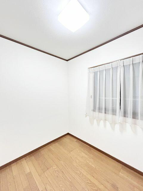 宇都宮市緑２丁目　3ＳＬＤＫ　中古住宅の洋室