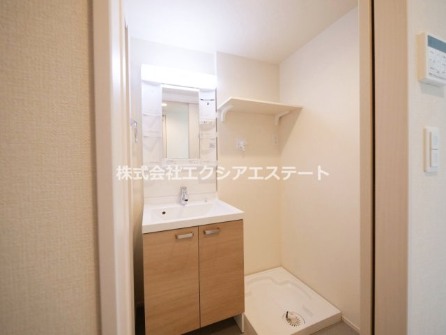 プレデンシア上住吉の洗面所