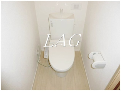 【トイレ】 | シャルール | トイレです。