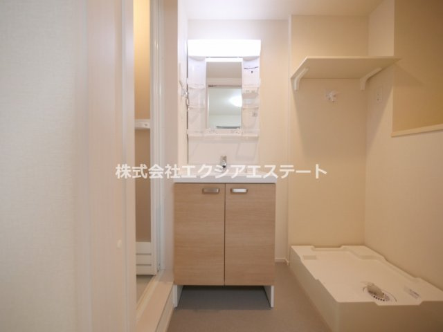 プレデンシア上住吉の独立洗面台