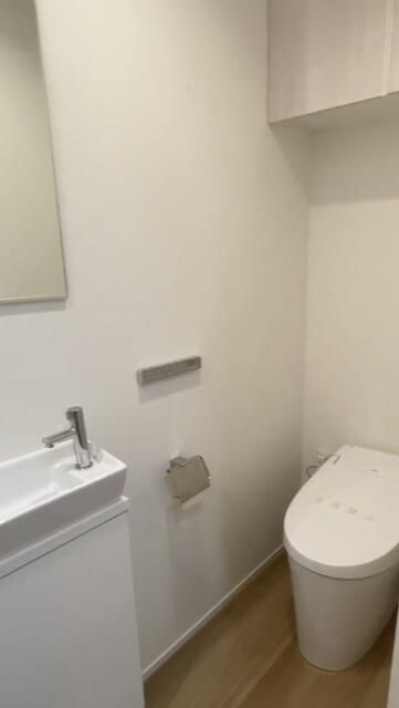 代官山アドレスザ・レジデンスウエストのトイレ|シンプルで使いやすいトイレです