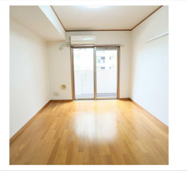 【居間・リビング】 | コンフォートM多摩川 | こちらの居間で趣味の時間をお楽しみください