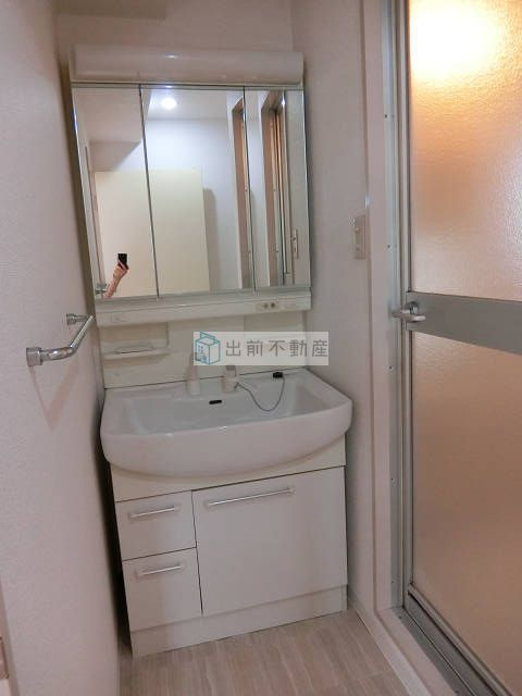 ライオンズマンション池袋要町第二の洗面所