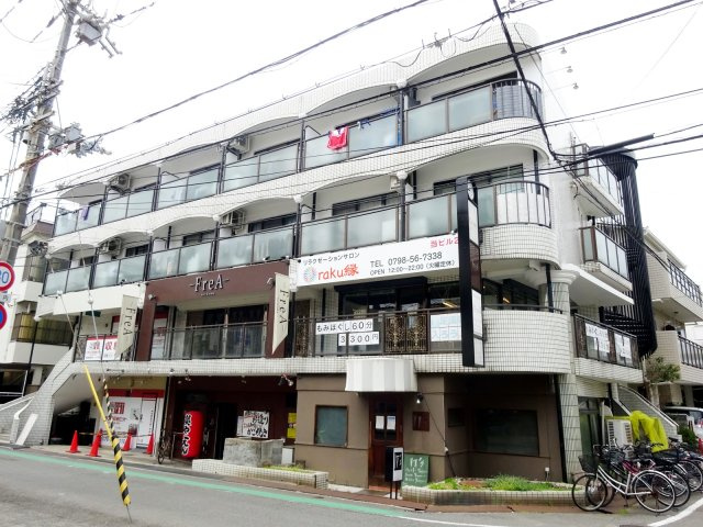 Collection武庫川の外観
