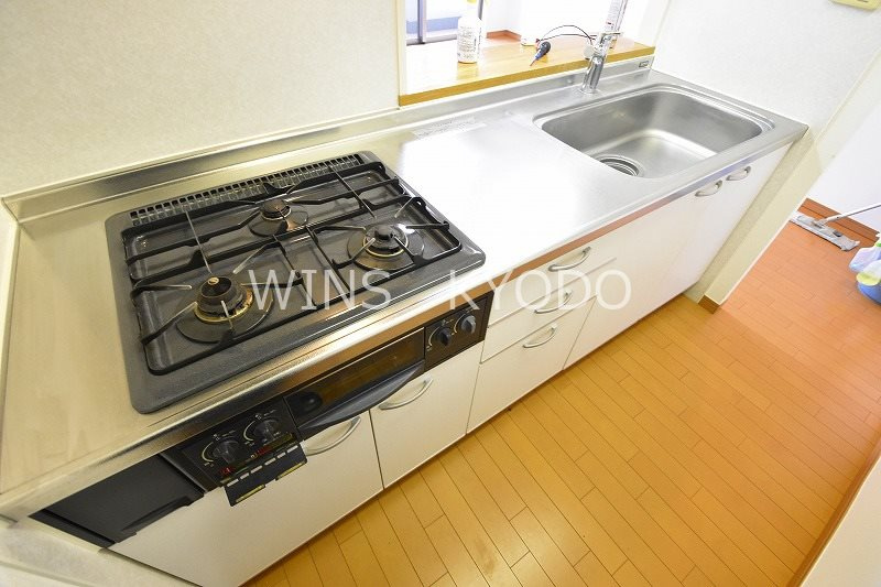 狛江市中和泉２丁目の賃貸マンションのキッチン