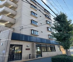 富士見市東みずほ台１丁目の店舗一部の外観